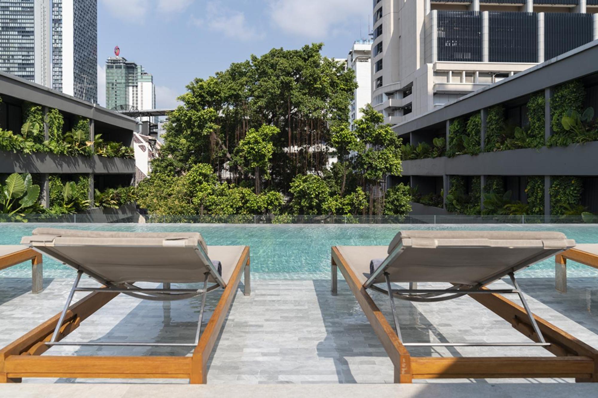 Ad Lib Hotel Bangkok Exterior foto